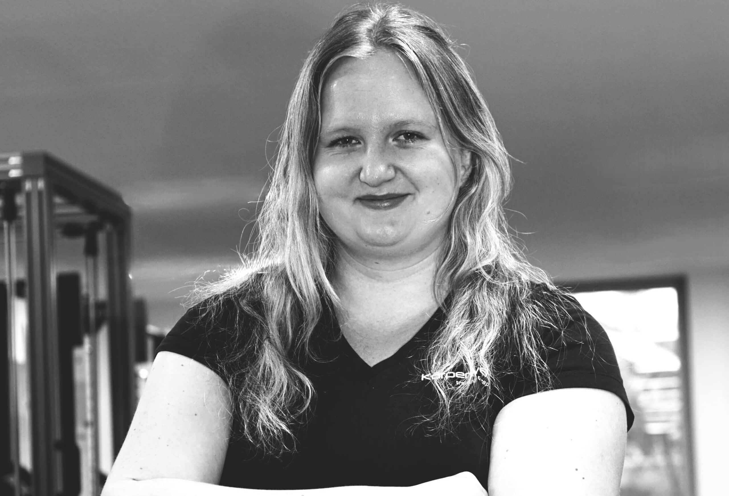 Viola_quadratisch_sw